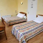 Logis Restaurant La Remise Hotel