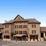 Hotel Logis Restaurant La Remise 2*