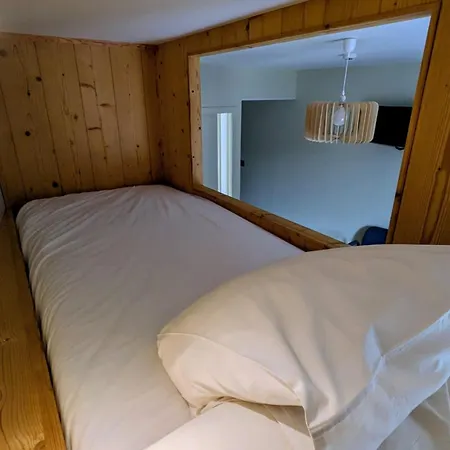 Hotell Logis Restaurant La Remise 2*